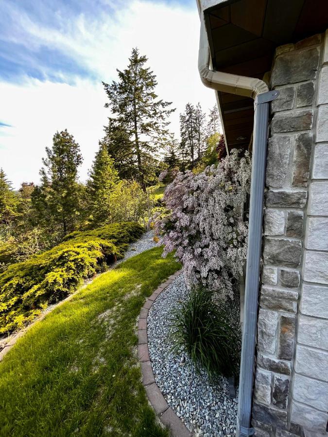 Honeymoon Suite West Kelowna Exterior photo